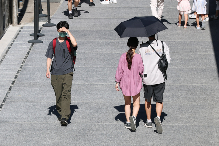 今午後仍需防局部大雨　未來一周水氣漸減高溫炎熱