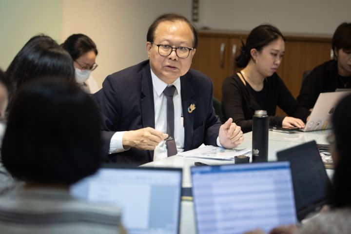 明年春節拚連休9天？人事長：6月底前就會知道