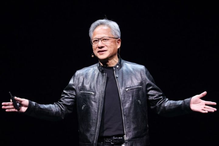 輝達股權獎勵大減　黃仁勳2026年薪少了1360萬美元