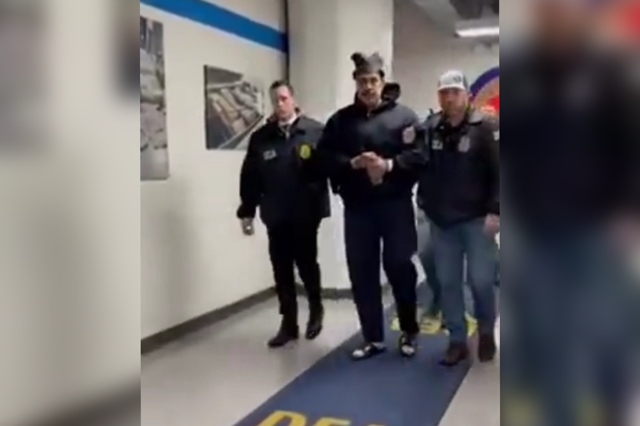 川普跨境逮馬杜洛　牛彈琴：給世界三個警示