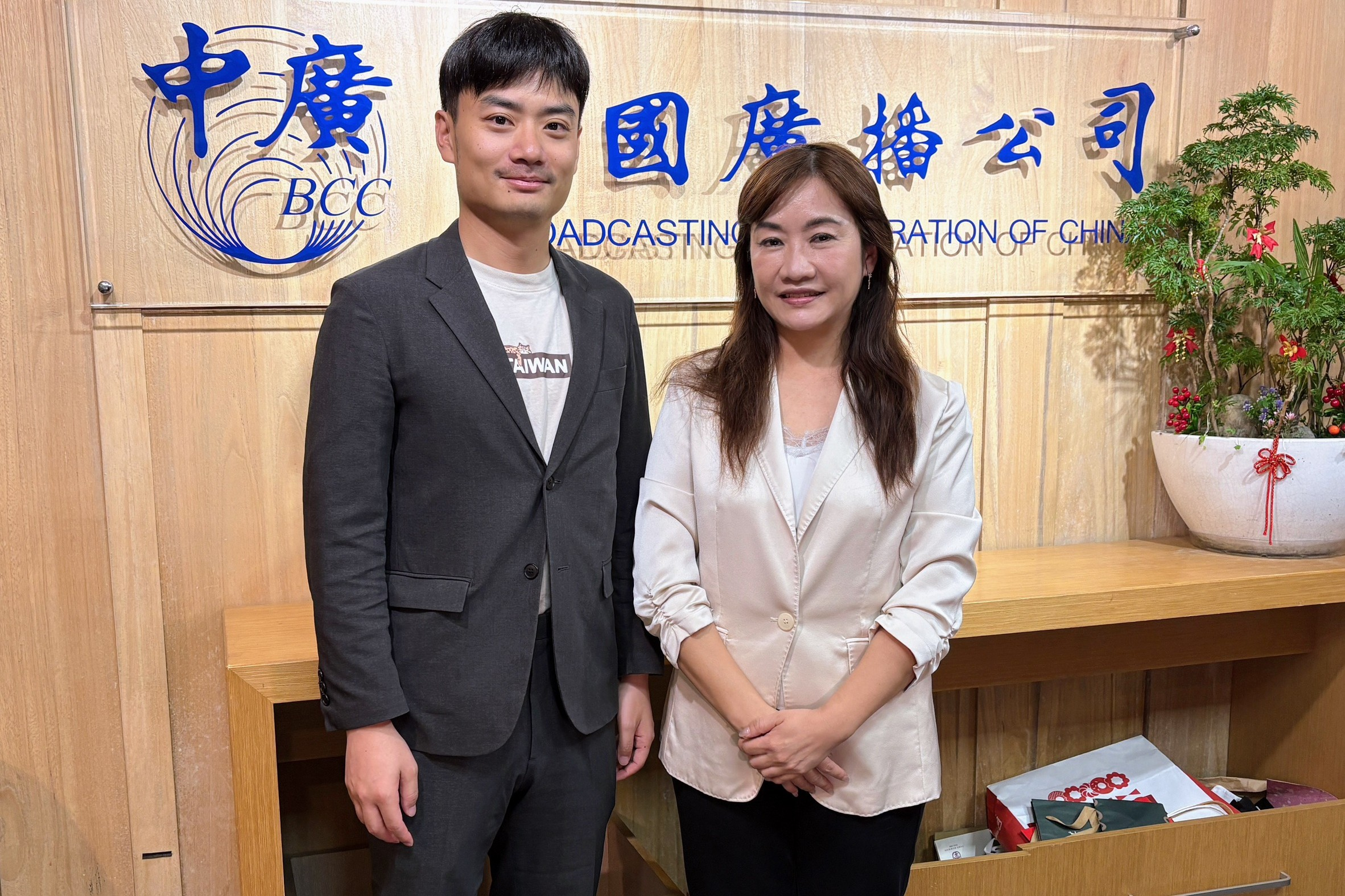 李政軒洩密案蓋牌？殷瑋酸「疫油未盡」轉移焦點：黨籍不一樣就變統戰
