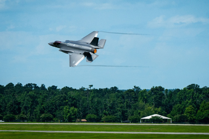 重塑中東軍事平衡　川普宣布將出售沙烏地阿拉伯F-35戰機