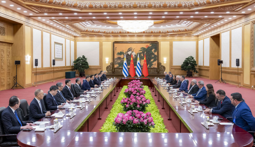 大陸國家主席習近平在北京人民大會堂與烏拉圭總統奧爾西舉行會談。圖／取自新華社