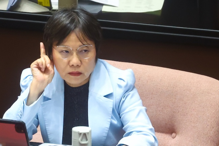 陸配參政權成政治地雷！李文忠：政府沒資格這樣對待自己的人民