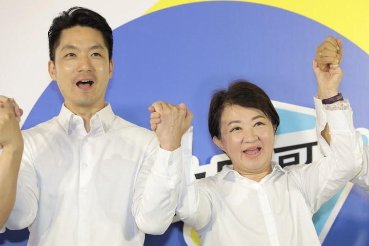藍營「最強姐弟」成軍　蔣萬安正式宣布盧秀燕接任競總主委 