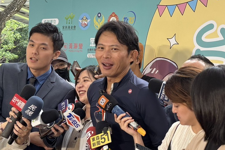 北市議員藍要單獨過半、白4+2　黃國昌：壓縮民進黨席次就能勝