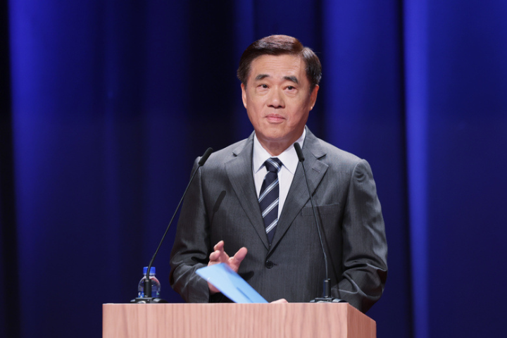 前台北市長郝龍斌6日在臉書上釋出中秋祝賀影片。圖/中央社