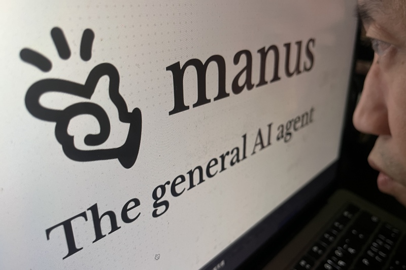中國AI軟體Manus爆紅，號稱是「全球首款真正的通用型AI Agent（人工智慧代理）」。圖/中央社