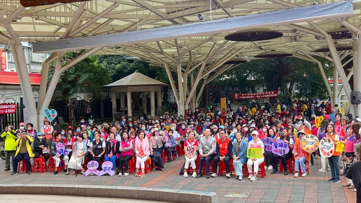 北三區新竹縣會與快樂會合影。圖／國際蘭馨交流協會提供