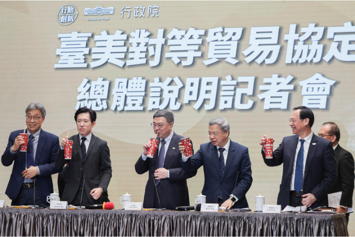 民進黨喪事喜辦！最強菜農：丟了檢疫主權、送了台積電還被嫌偷晶片