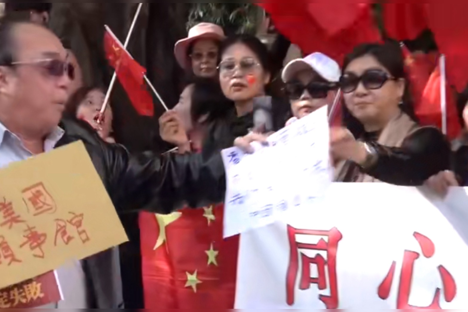 美國駐港總領事約見異議人士　引發中美互槓