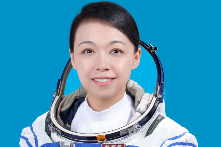 黎家盈原在港府擔任警察工作，這次是神舟23號太空船登空的唯一女性，也是第一次港人上太空。圖／取自新華社