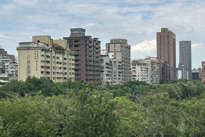 房市利空齊聚 7月六都建物買賣移轉年減29%