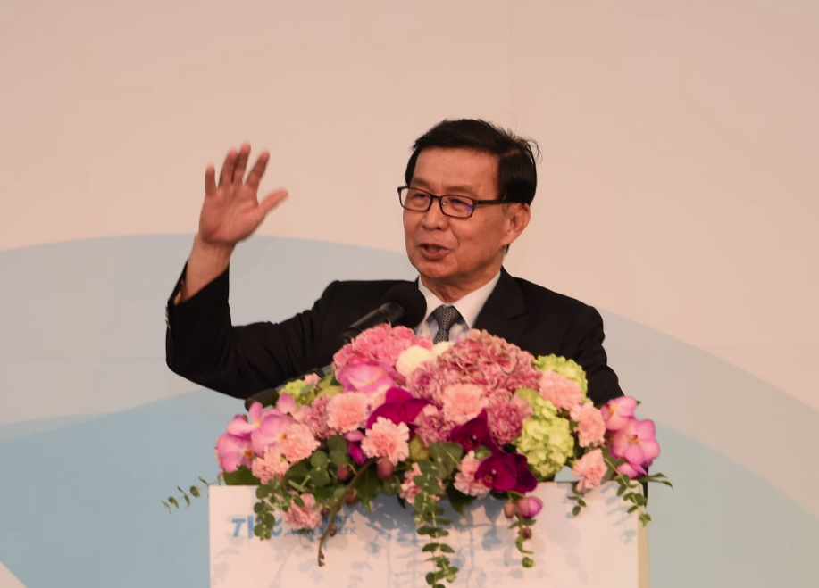 2020年時任台北副市長的彭振聲，今（26日）出席京華城調查小組議會說明。圖/取自彭振聲臉書