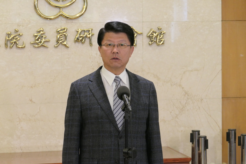 陳亭妃出線　謝龍介大氣恭喜：期待一場高格調選戰