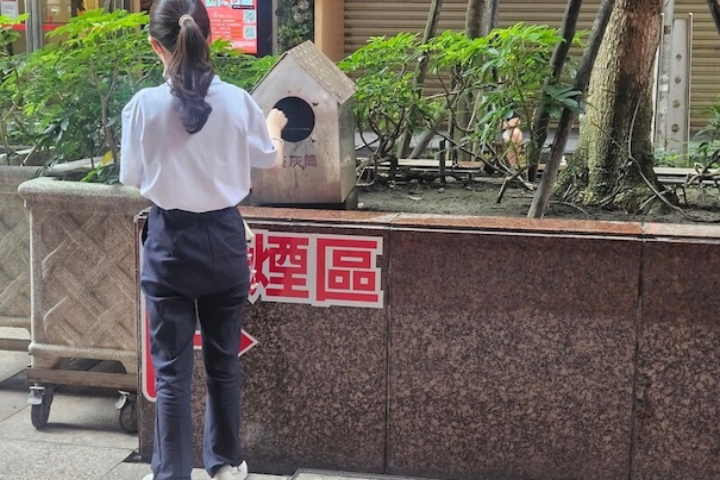 大專生吸菸率逆勢上升　國健署：加熱菸開箱將罰百萬