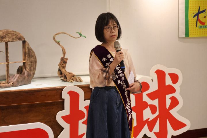 全球熱愛生命獎章得主張素玲探索心靈空間與內在感受。圖/周大觀文教基金會提供