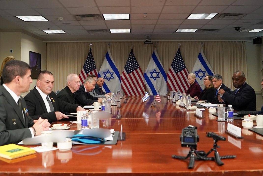 美國、以色列國防部長會面，討論加薩最新局勢。圖/取自 Yoav Gallant臉書