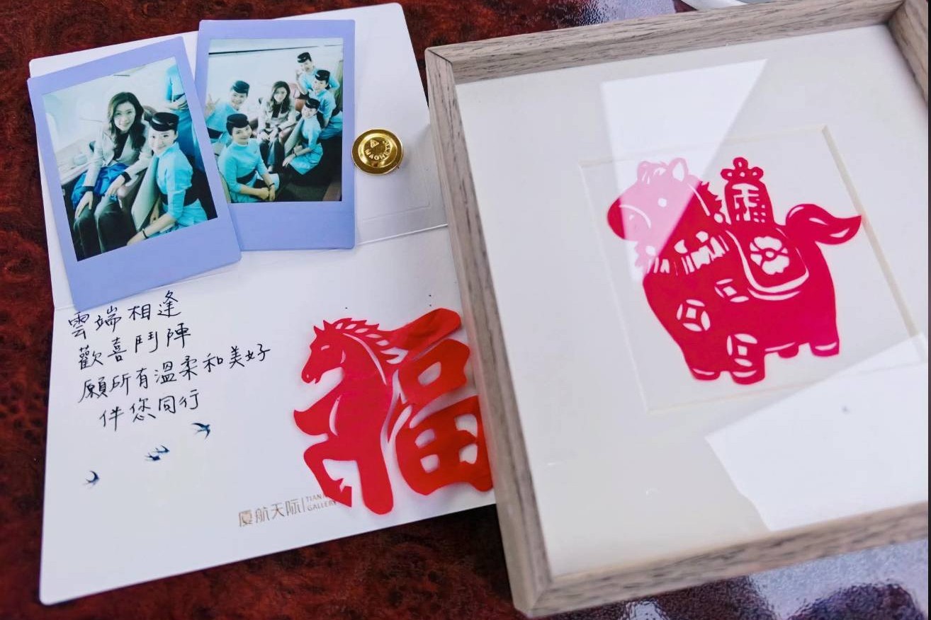 【鄭麗文訪陸】樂曬與廈門航空台籍空姐合影：難能可貴緣分