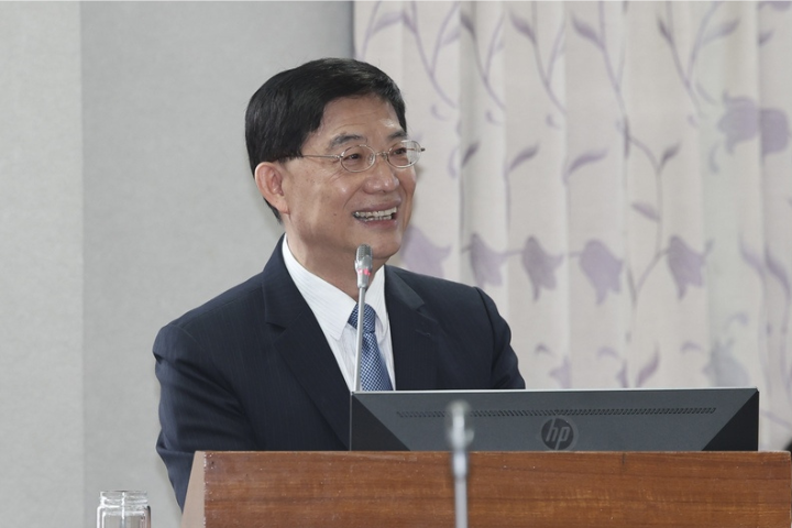 法務部次長兼中選會委員惹議！綠委也看不下去：邏輯上怪怪的
