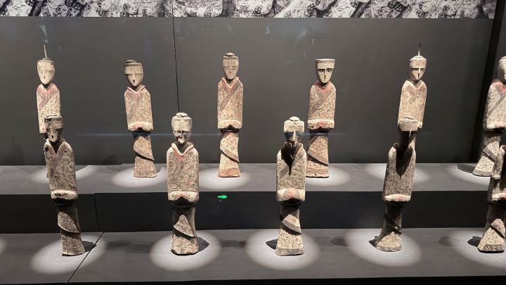 湖南省博更因館藏長沙馬王堆漢墓，有大量的陪葬俑顯示事死如生的漢代貴族的生活排場。圖/記者陳素貞攝