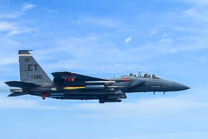 【伊朗危機】深入伊朗敵後搜救　川普證實F-15E兩機組員先後脫險