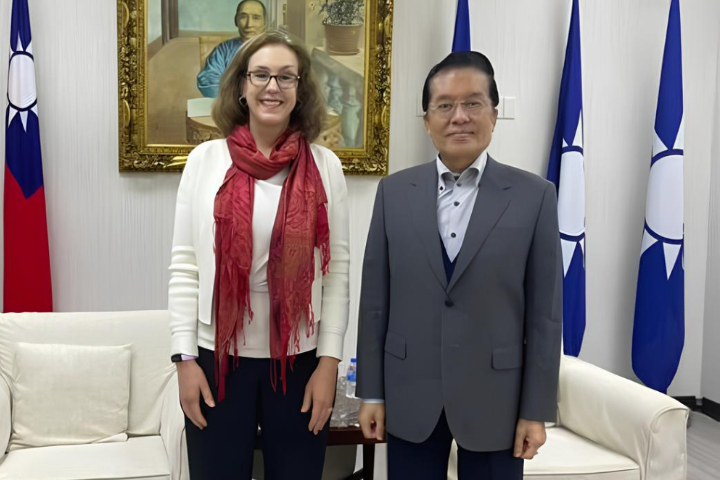 施壓國防預算？AIT曝與藍營高層互動照　張榮恭：純粹交流台海議題