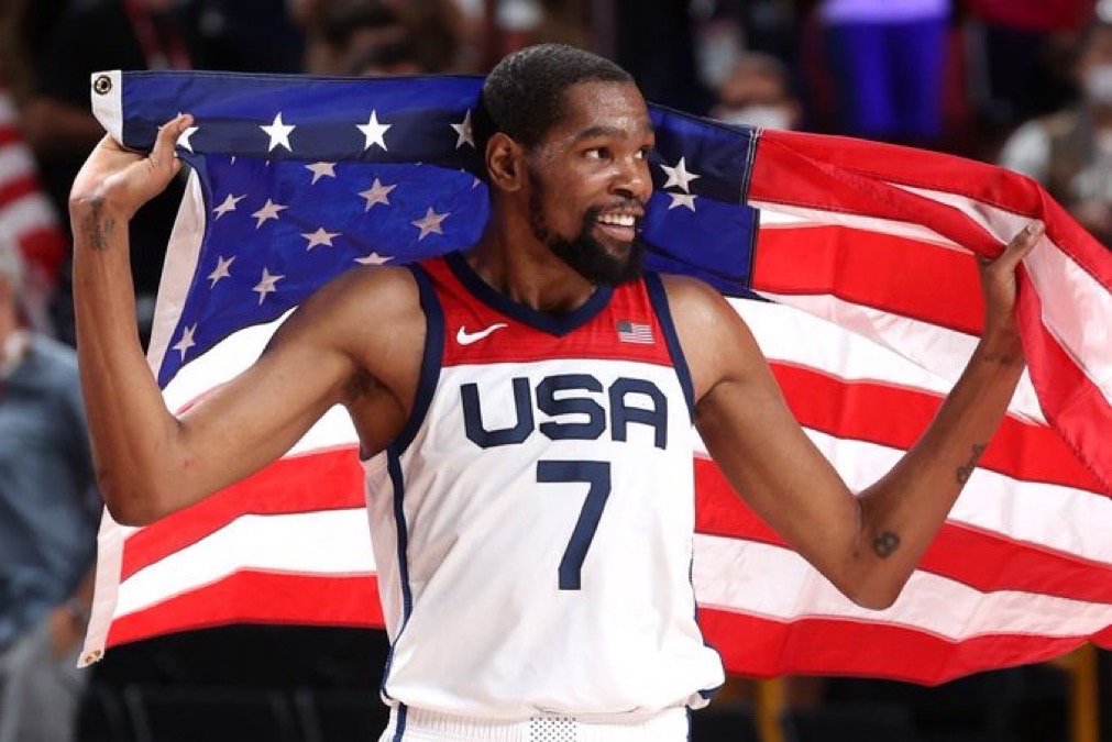 杜蘭特和柯瑞是美國男籃的兩把刀。 圖/取自Kevin Durant X