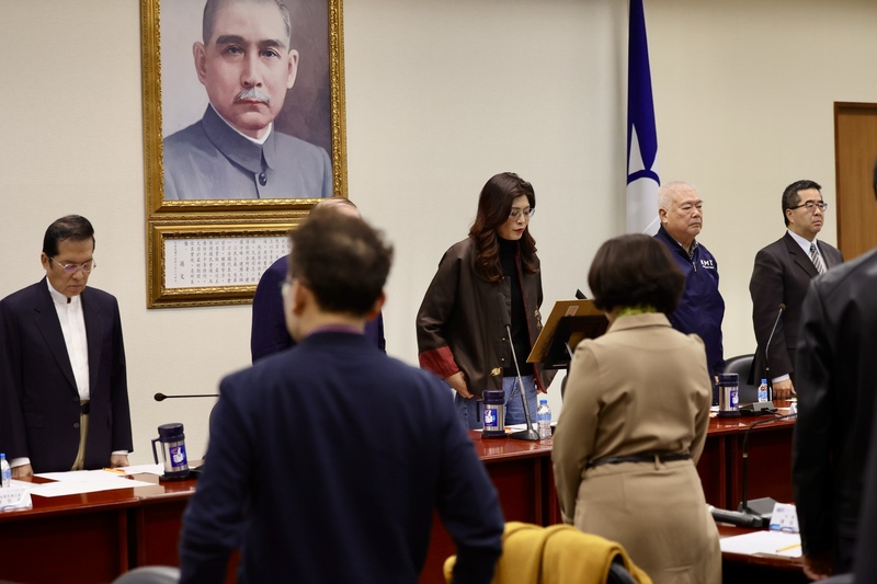 鄭麗文：國民黨智庫迎回130位學者專家「重新就戰鬥位置」