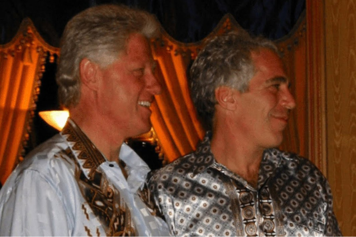 美國前總統柯林頓(左)先前曾對與艾普斯坦(右)交往表達遺憾,並稱對他的任何犯罪活動並不知情。圖/翻攝自USA TODAY YouTube頻道