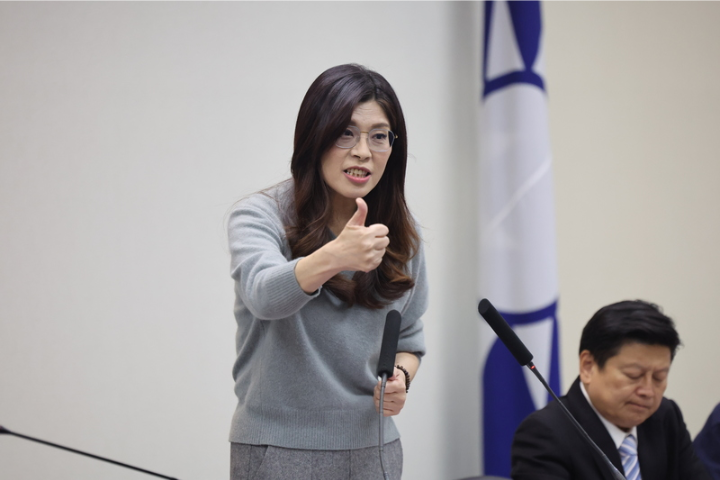 提名之亂浮上檯面　鄭麗文「守制度」成藍營選戰雙面刃