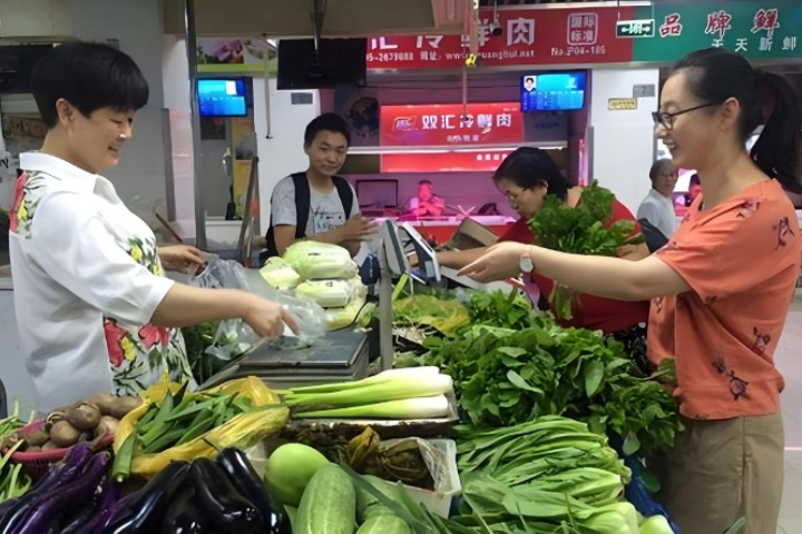 大陸CPI創近半年最大降幅、PPI降幅收窄 分析師：食品價格回落是主因