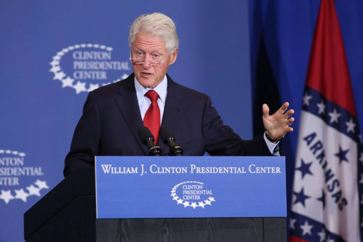 柯林頓夫婦拒赴國會調查艾普斯坦案作證　恐遭藐視國會指控