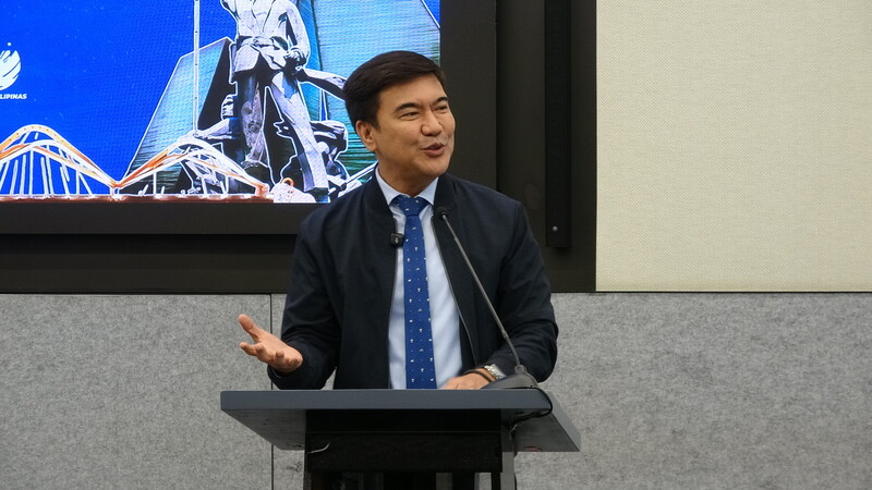菲律賓外國記者協會（FOCAP）21日在大馬尼拉BGC新興發展區辦理「矽盛世」論壇，軍事基地改建發展局局長賓坎表示，盼吸引台積電與鴻海等高科技企業前去投資。圖/中央社