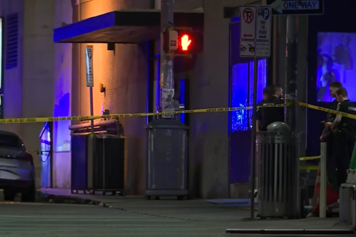 德州酒吧血洗3死14傷：槍手穿「真主財產」上衣疑報復美 FBI調查恐攻