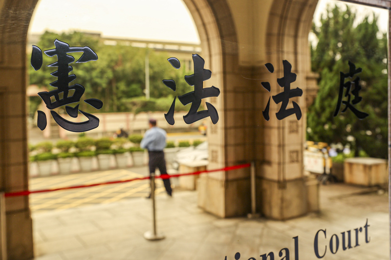 24年來首次行憲紀念日放假　羅智強嘆民主憲政被糟蹋「面目全非」