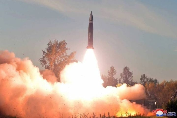 炸翻天？美媒：北韓「火星-11C」超重型彈道飛彈供俄　彈頭重達2.5噸