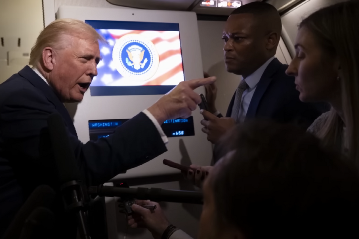 川普辱女記者「小豬」　白宮辯護：反映總統直率、透明