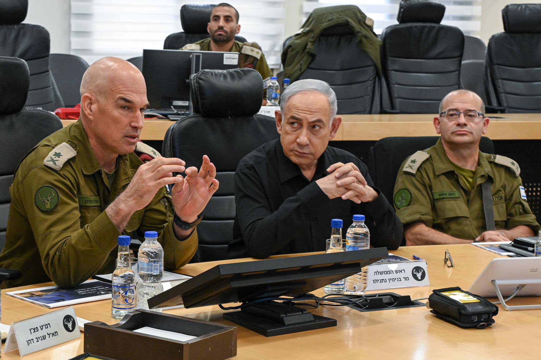 以色列總理納坦雅胡（中）回應了拜登的停火協議，但仍有所堅持。圖／取自Benjamin Netanyahu  X