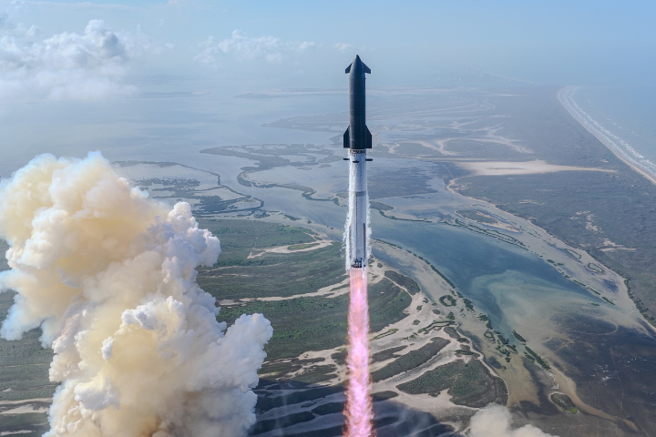 IPO前夕完成關鍵測試　SpaceX星艦V3首秀大致成功