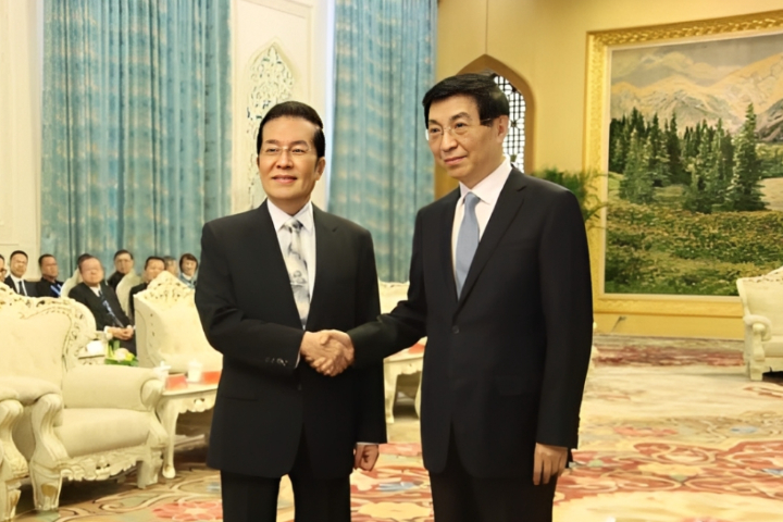 張榮恭：沒有一中，不可能有對話可言
