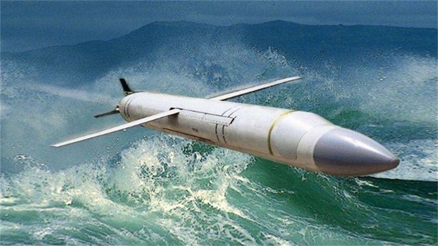 反制環太軍演 大陸首次公開潛射反艦飛彈鷹擊18A