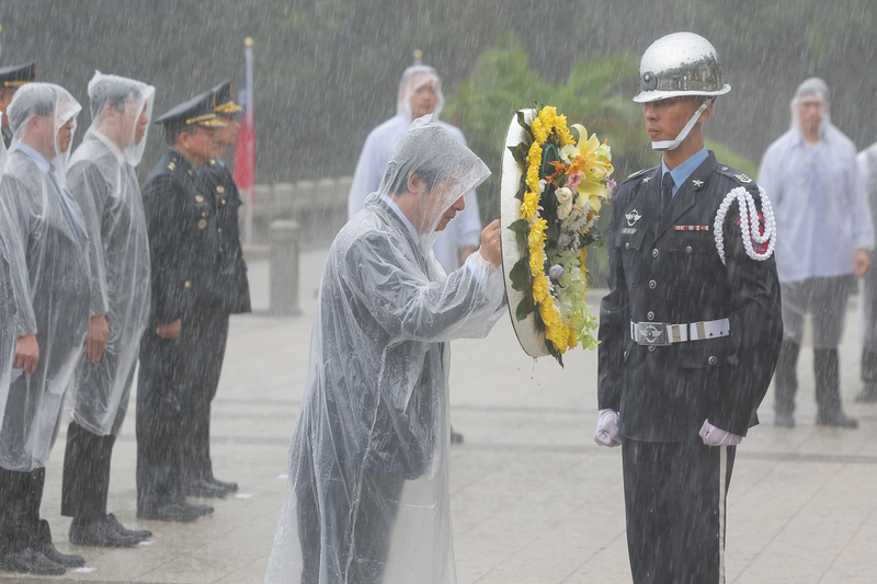 【梅花評論】一場雨    看見國家追悼儀典的分寸