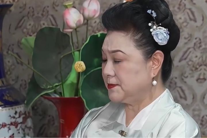 銀髮市場更值得期待的方向，是讓長者不只是花錢的人，也能成為內容與價值的提供者。圖/取自微博