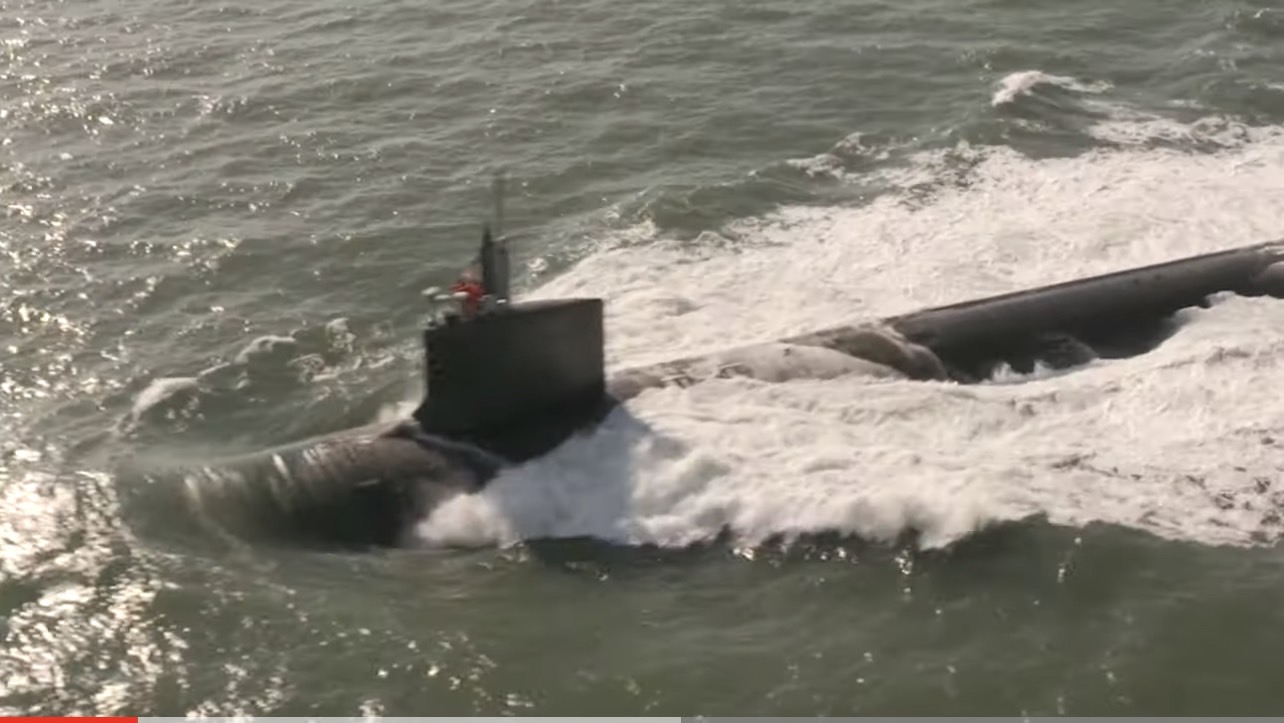 美軍維吉尼亞級潛艦蒙大拿號( SSN 794) 在2022年2月完成海試。圖/截自@HII YouTube