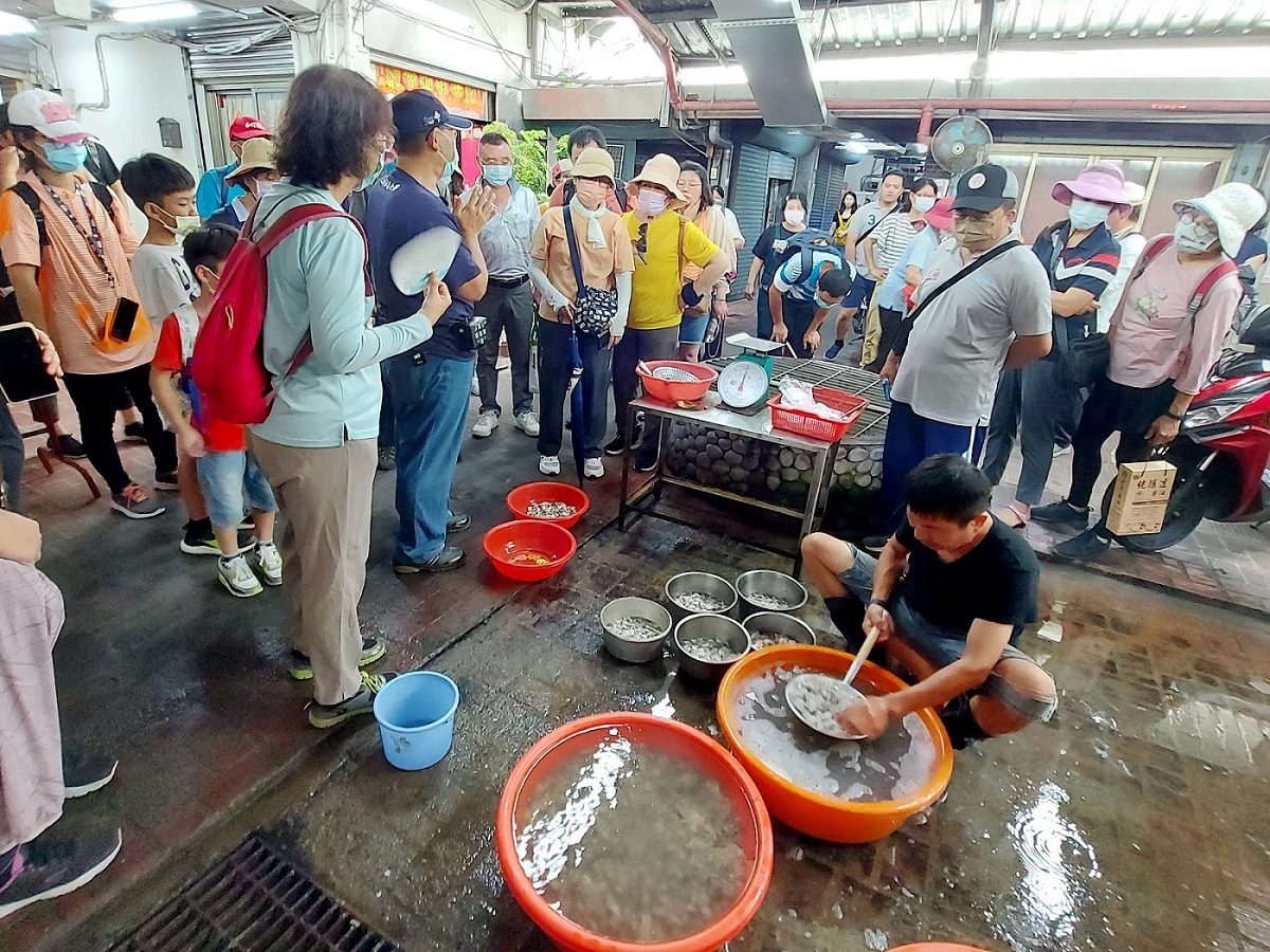 二林社大提供的二林市場文化小旅行，圖/取自教育部網站