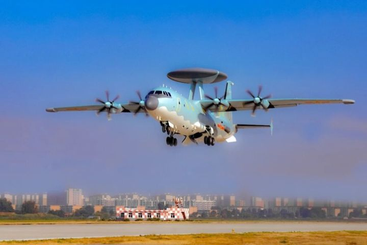 解放軍空警-500逾60架　海空航空兵聯手擴編　印太空中戰力版圖生變
