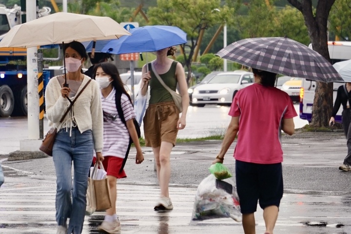 東北季風增強迎風面有雨 沿海留意強風