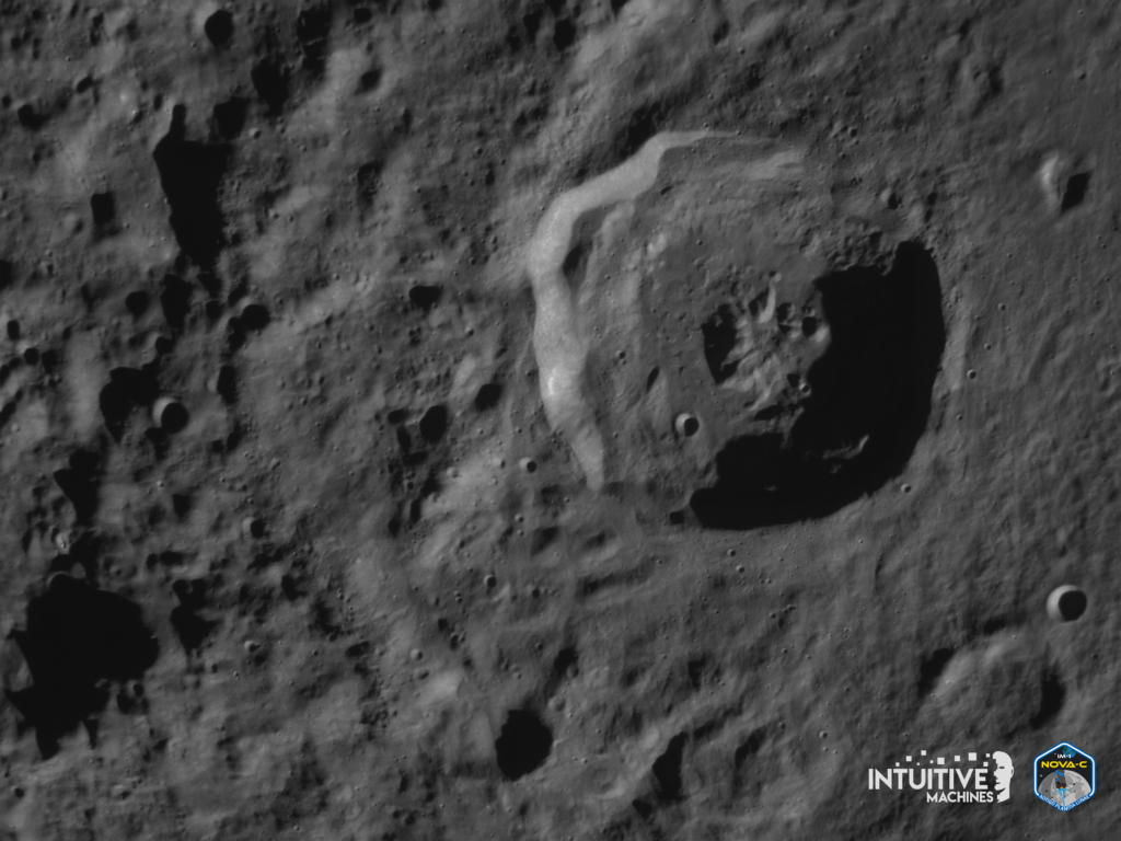 奧德修斯捕捉到月球隕石坑。圖/取自NASA官網