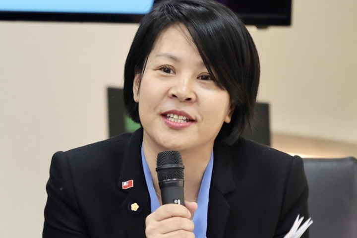 中國就是原罪　管碧玲指「李貞秀的國家」騷擾台灣　王世堅：別鬥了